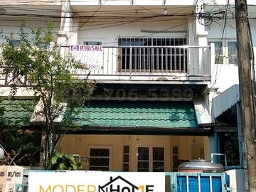 ขายทาวน์โฮม 3 ชั้น 18 ตร.ว. หมู่บ้านร่มรื่น 2 ซอยโชคชัย 4 แยก 70 ถนนลาดพร้าว 3.6 ล้านบาท