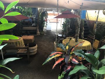 VENTA PROPIEDAD Y RESTAURANTE SAME ESMERALDAS