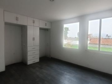 SE VENDE CASA EN  SAN MATEO ATARASQUILLO LERMA EDO. DE MEXICO separamos casa y terreno $1,500,000