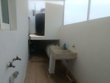 SE VENDE CASA EN  SAN MATEO ATARASQUILLO LERMA EDO. DE MEXICO separamos casa y terreno $1,500,000