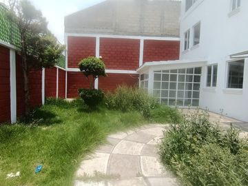 SE VENDE CASA EN  SAN MATEO ATARASQUILLO LERMA EDO. DE MEXICO separamos casa y terreno $1,500,000