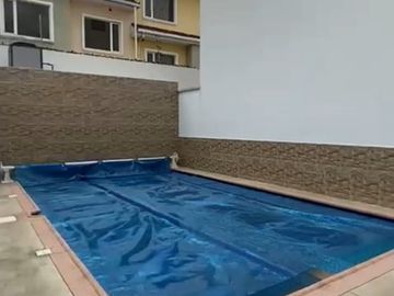 Casa de Venta en Conocoto - Valle de Los Chillos