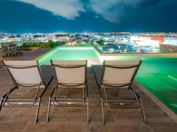 Townhome en Renta de Largo Plazo en Playa del Carmen Centro | 2 Recámaras | Acceso Independiente