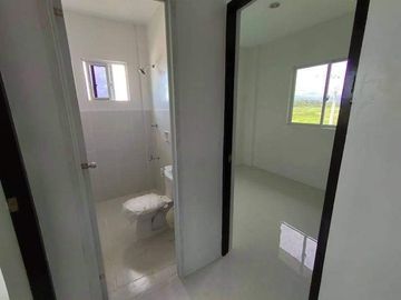 Affordable 3 bedrooms house and lot near Bacolod City