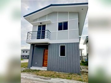 Affordable 3 bedrooms house and lot near Bacolod City