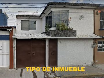 Casa en Remate Bancario. Identifique el precio que se encuentra muy por debajo de su valor comercial.