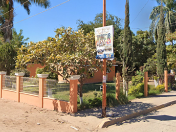 SE VENDE FINCA URBANA