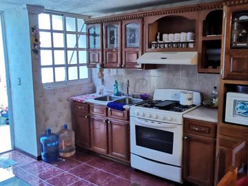 Casa en Venta en Esquina de 3 Pisos en Privada Villa San Marcos, Pachuca Hidalgo