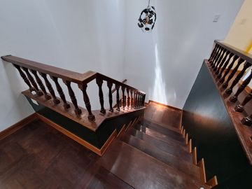 VENDO CASA DE 2 PISOS EN BARRANCO- A MEDIA CDRA DEL MALECON -  ZONA RESIDENCIAL Y TRANQUILA- EXCELENTE UBICACION