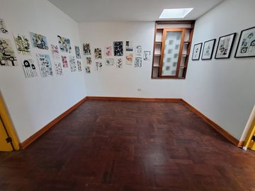 VENDO CASA DE 2 PISOS EN BARRANCO- A MEDIA CDRA DEL MALECON -  ZONA RESIDENCIAL Y TRANQUILA- EXCELENTE UBICACION