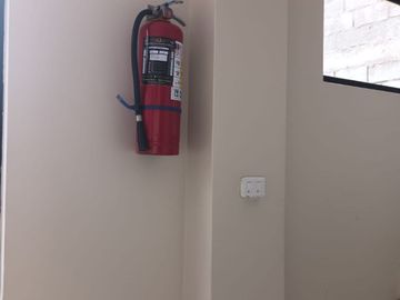 EN VENTA HOSTAL 500M2 CENTRO COTACACHI