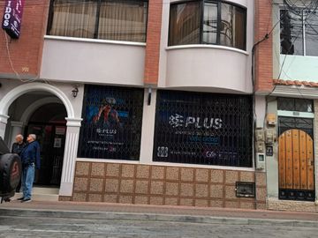 EN VENTA HOSTAL 500M2 CENTRO COTACACHI