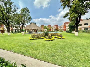 Casa en condominio con alberca en Emiliano Zapata Morelos