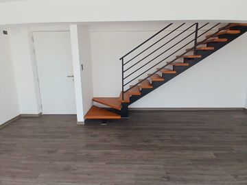 VENTA DE ACOGEDOR DUPLEX EN SAN ISIDRO.¡¡¡