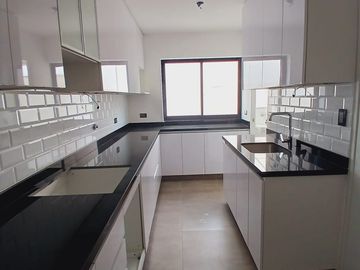 VENTA DE ACOGEDOR DUPLEX EN SAN ISIDRO.¡¡¡