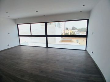 VENTA DE ACOGEDOR DUPLEX EN SAN ISIDRO.¡¡¡