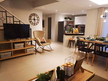 Ready For Occupancy 5 Bedrooms House And Lot in Subic For Sale !