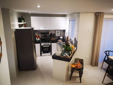 Ready For Occupancy 5 Bedrooms House And Lot in Subic For Sale !