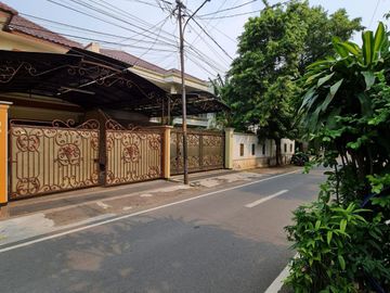 Dijual Rumah Bagus Bintaro Veteran Jaksel Semi Furish dekat Tol
