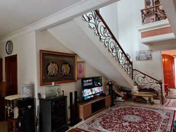 Dijual Rumah Bagus Bintaro Veteran Jaksel Semi Furish dekat Tol