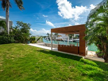 Casa en Venta, Zona Hotelera, Cancún, Quintana Roo.