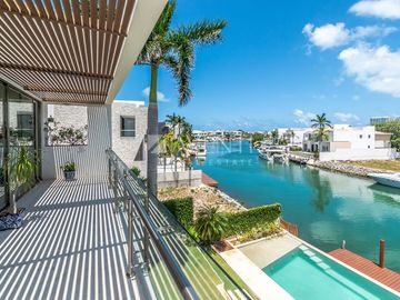 Casa en Venta, Zona Hotelera, Cancún, Quintana Roo.