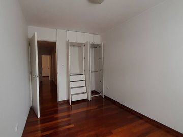 MIRAFLORES LA MEJOR ZONA DPTO EN VENTA - PARQUE TRADICIONES (3D / 2B / EST. DOBLE / DEPOSITO)