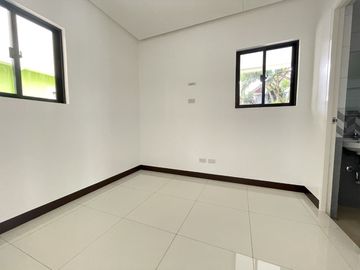 Brand New 4-Bedroom House and Lot For Sale at The Parkplace Village in Imus, Cavite
