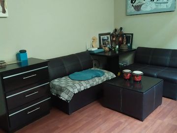 EN VENTA CASA EN COL. CONGRESO CONSTITUYENTES DE MICHOACÁN (POR EL MERCADO DE ABASTOS, SALIDA A CHARO)