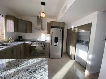 CASA EN VENTA RINCON DEL MARQUEZ