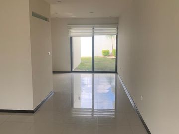 Casa en Venta en Cedros, Tres Marías, Morelia.