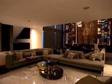 Casa en venta con alberca, amueblada y decorada en Zona Angelópolis