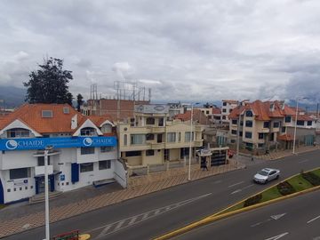 EDIFICIO FRENTE AL MALL DE LOS ANDES