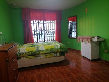 SE VENDE CASA CERCA A LA PLAYA