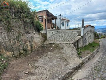 Venta de casas en Otavalo sector Imbabuela