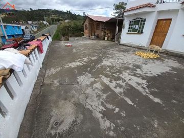 Venta de casas en Otavalo sector Imbabuela