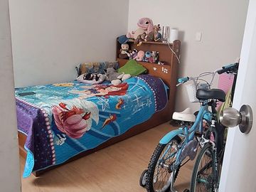 SE VENDE LINDO DPTO EN SALAMANCA- ATE