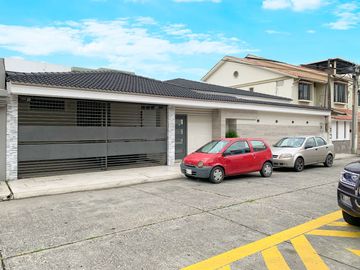 Venta de Casa en Kennedy Norte, Guayaquil