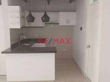 Vendo Hermosa Casa En Condominio Frente A Mall Aventura ID 1087637