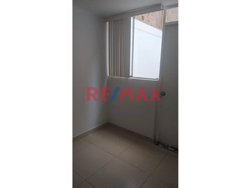 Vendo Hermosa Casa En Condominio Frente A Mall Aventura ID 1087637