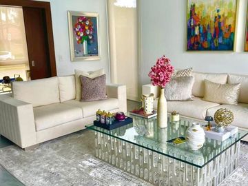 Casa de Venta en Urbanizacion La Castellana, Samborondón, Ecuador