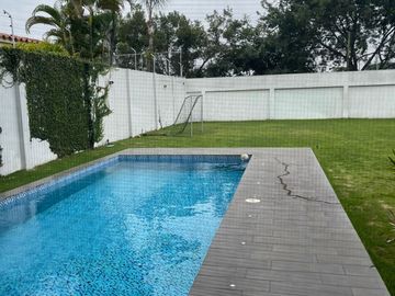Casa de Venta en Urbanizacion La Castellana, Samborondón, Ecuador