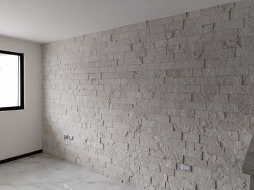 CASA NUEVA EN VENTA EN LA ANTIGUA CEMENTERA, PUEBLA, 3recamaras, tv, roof garden