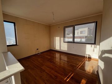 Casa En Condominio 3d/3b Cercano A Jumbo Peñalolen