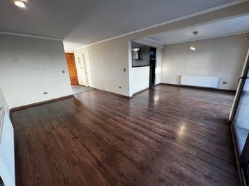 Casa En Condominio 3d/3b Cercano A Jumbo Peñalolen