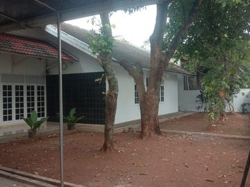 Dijual Rumah di Rempoa Tangerang Luas tanah 428  Harga 5,5 M Nego
