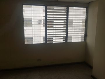 VENTA DE EDIFICIO EN EL CENTRO DE GUAYAQUIL