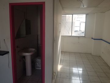 VENTA DE EDIFICIO EN EL CENTRO DE GUAYAQUIL