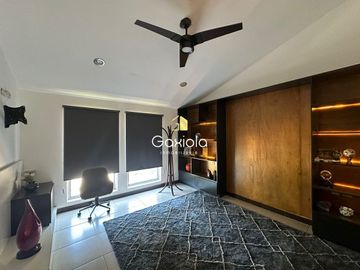 Se VENDE Casa en La Primavera, Barrio San Agustin