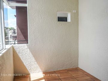 Pre-Selling House and Lot, Complete Finish Turn-Over (BEGONIA Model)